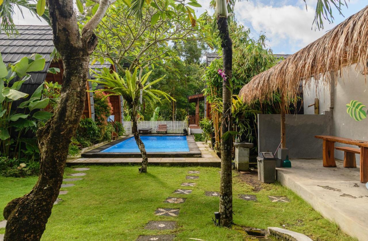Pondok Chesia Homestay Canggu Εξωτερικό φωτογραφία